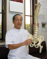 院長 : 松永 圭市